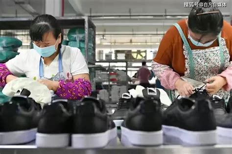鞋面加工厂好不好做,鞋厂代加工利润怎么样,加工厂_大山谷图库