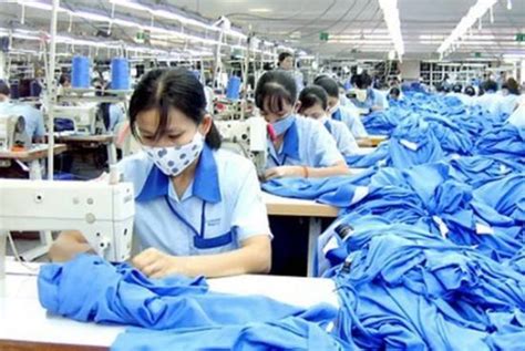 新一轮转型升级持续 纺织服装市场更具突破性和创新性_深圳热线
