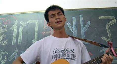 33岁的唐尚珺已经复读12年，一心“只为考清华”，励志还是短视？ - 知乎