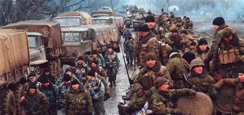 直击: 车臣战争16个震撼镜头实录|飞弹|战士|俄军_新浪新闻