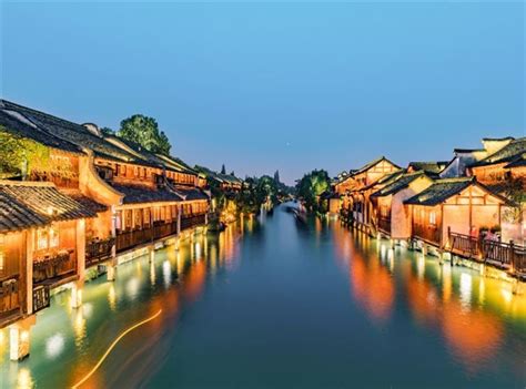 杭州哪里适合晚上游玩的地方_旅泊网