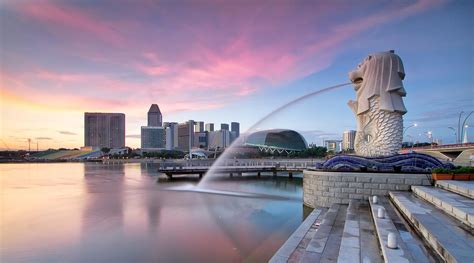 滨海湾金沙酒店可以说是新加坡的地标之一，也是世界最著名的酒店之一。