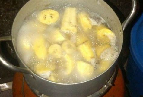 白水煮香蕉,水煮香蕉,白水煮蛋_大山谷图库