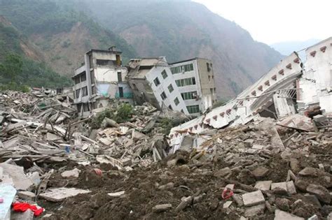 汶川地震10周年，100个感动瞬间看哭了无数人……|救援人员|地震|北川_新浪新闻