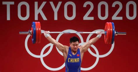 37 岁的吕小军，奥运史上最卓越的举重者-前方高能