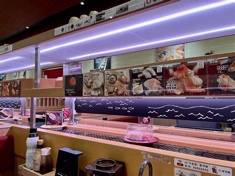 完整的旋转寿司设备都包括哪些功能-广州昱洋食品机械有限公司