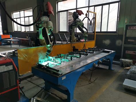 铝模板车间 - 工厂新貌 - 甘肃宏达铝型材有限公司