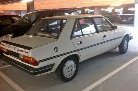 PEUGEOT 305 1984 Essence 0 cv Occasion - Achat voiture | Opisto