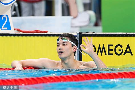 中国游泳队上午收获两金 助中国重返金牌榜首位！