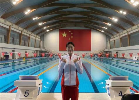 当闫子贝自责落泪 中国游泳的“暖流”包裹了他_手机新浪网