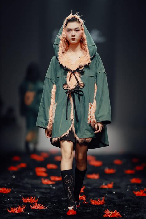 独立设计师品牌ANNAKIKI在米兰时装周发布2021秋冬系列 - 国内 - 新尧网