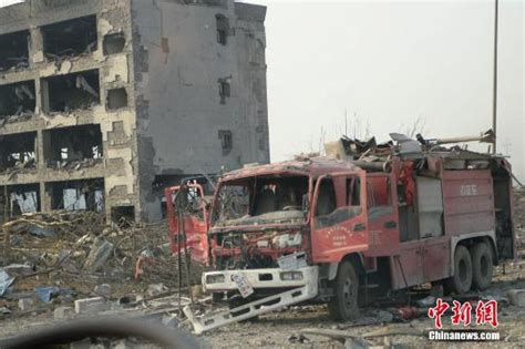 天津塘沽被炸毁的消防车 - 太平洋消防网