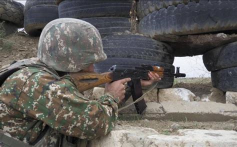 阿塞拜疆与亚美尼亚再起冲突，多名军人死伤_军事_中华网