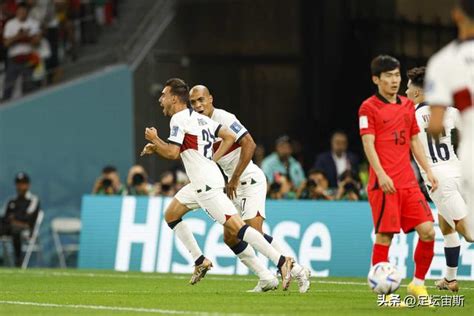 世界杯：韩国绝杀葡萄牙，晋级16强，乌拉圭被淘汰，苏亚雷斯痛哭|葡萄牙|乌拉圭|加纳_新浪新闻