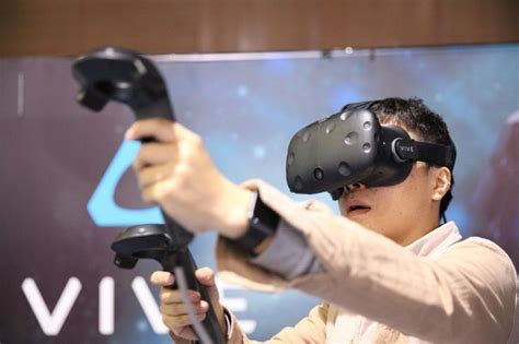 VR体验馆引入VR海洋体验设备深受游客热捧！_南方网