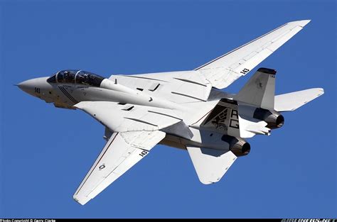 F-14 雄猫 Tomcat 战斗机 - 爱空军 iAirForce