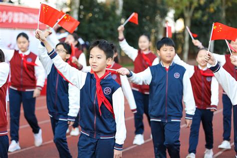 武汉海淀外国语实验学校初中部2023年招生办联系电话