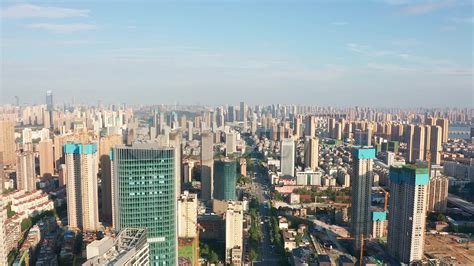 武汉最繁华的商圈地段（绝对让你意想不到）-生活在武汉,就上武汉通