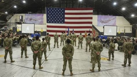 五名美军从美国飞抵韩国后，新冠病毒检测结果呈阳性