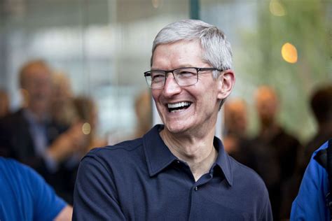 苹果赚钱能力最强的CEO 库克身价究竟几何？_凤凰网