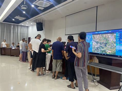 研究院团队赴浦口东葛社区推广数字社区平台-数字乡村研究院