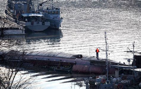莫斯科号刚葬身黑海，俄为何立刻就组织打捞？英媒称舰上有核弹头_凤凰网