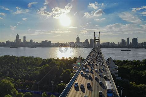 俯瞰武汉车水马龙的长江二桥高清图片下载-正版图片500964969-摄图网