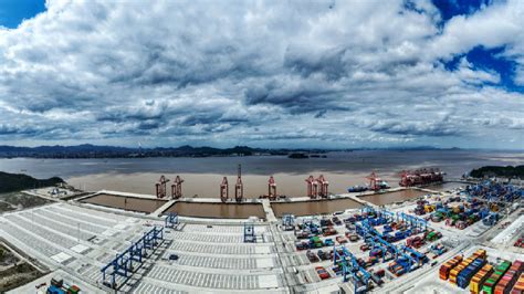 宁波舟山港一体化首个合作项目二阶段工程全部完工|金塘|宁波|堆场_新浪新闻
