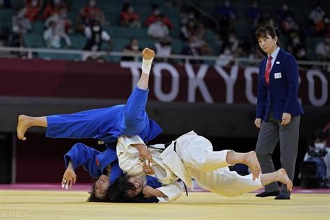 组图-东京奥运会柔道女子70公斤级 日本新井千鹤夺金