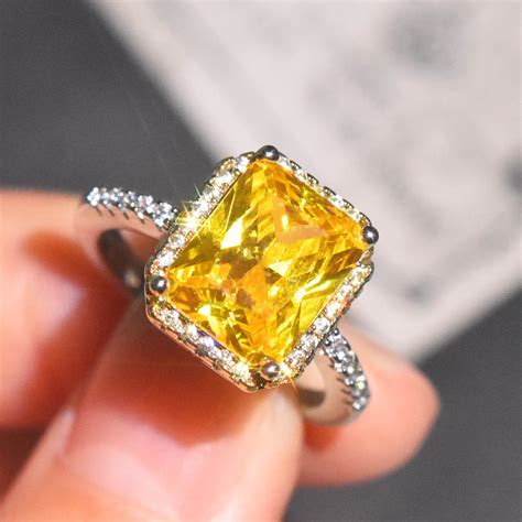 它是不可复制的品牌传奇，懂了这颗黄钻再说你懂蒂芙尼|蒂芙尼_腕表之家-珠宝