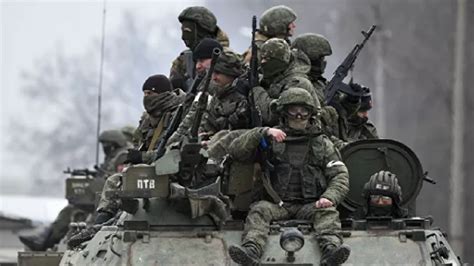 现场：俄军动员士兵完成军事训练 领取装备武器准备集结前往作战_腾讯视频