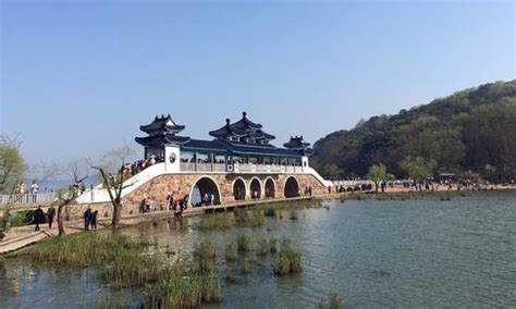 无锡，一座充满温情和水的江南书香名城，静待您的到来！_太湖