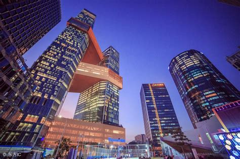 BAT（百度腾讯阿里巴巴）在深圳的三座总部大厦哪个更气派？ - 咚咚租