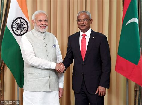 马尔代夫总统访问印度 莫迪：将向马尔代夫提供14亿美元援助_手机新浪网