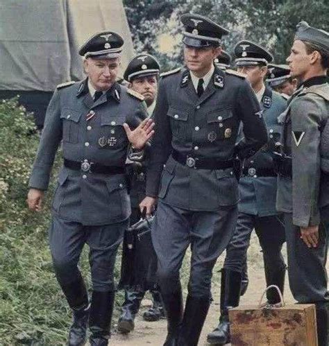 通过电影镜头和老照片，让你看懂德国军服为何能够成为经典的原因|军服|德军|德国_新浪新闻