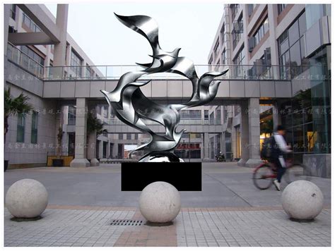 【案例】商业步行街不锈钢雕塑设计定制厂家（图）|纯艺术|雕塑 ...