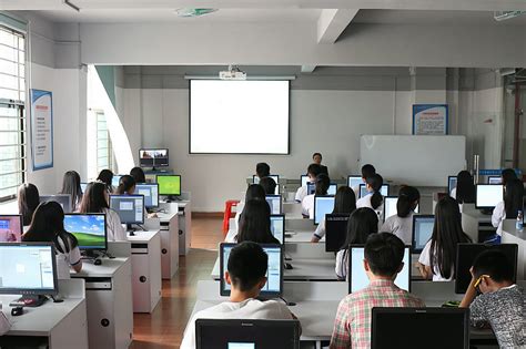 电子商务师（三级）强化直播培训班-中人世纪职业培训学校最新课程