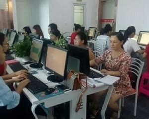 重庆市电脑培训班-地址-电话-重庆小施课堂