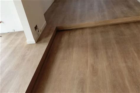 今天我们来分析一下：为什么spc地板可以成为木地板的代替品，成为大家喜欢的建材之一？_重庆乾骄建材SPC地板工厂