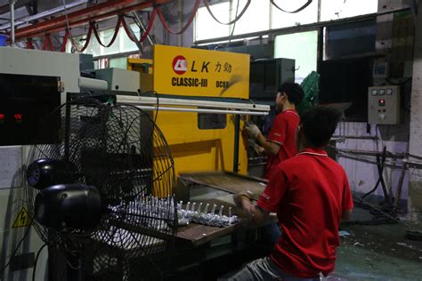 找一家经验丰富的锌合金压铸工厂-深圳市华银压铸厂