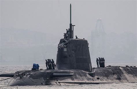 英国一核潜艇与商船相撞 核潜艇被撞坏-新闻中心-温州网