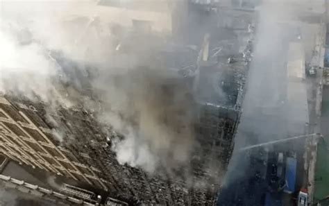 长沙电信大楼火灾背后，高层建筑外墙如何兼具保温与安全？_材料_燃烧_荷花园