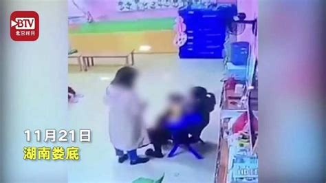 幼儿园员工打学生被发现后遭家长殴打，双方均被行拘