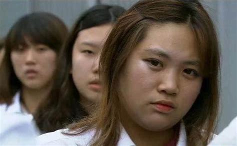 韩国高中女生毕典礼：边落泪边自拍 - 高考志愿填报 - 中文搜索引擎指南网