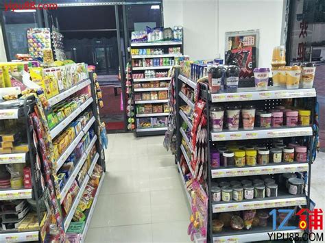 小型超市饮料区货架,酒水饮料,食品餐饮,摄影素材,汇图网www.huitu.com