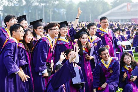 清北2021毕业生就业报告出炉，清华博士0人出国，70%进体制-36氪