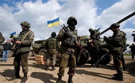 30秒｜乌克兰：获美国新援助，在前线取得军事进展_凤凰网视频_凤凰网