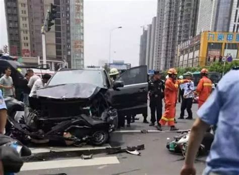 6死3伤！广西河池发生惨烈车祸 一辆重型货车失控导致事故_凤凰网视频_凤凰网