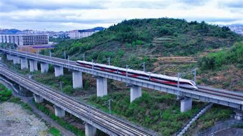 中国时速600公里列车下线：磁悬浮列车如何浮起来? - 知乎