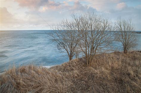 海岸黑暗的冬天风景高清图片下载-正版图片506709772-摄图网